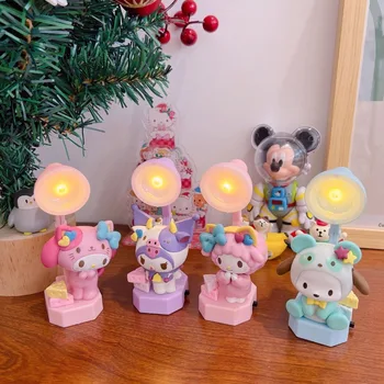 Sanrio Hello Kitty Kuromi Moja melodija Pochacco Simpatični namizni okras namizne svetilke dormitorij vzdušje noč svetlobe počitnice darilo